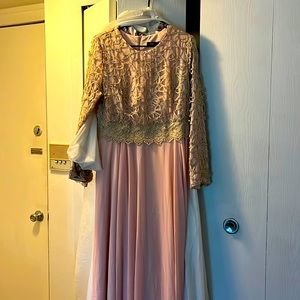 Pink and gold refka dress. Tags still on it
